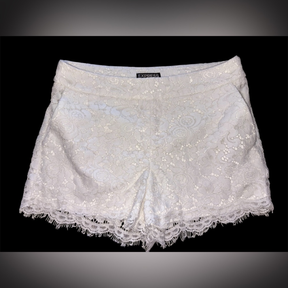 EXPRESS boho/lace shorts size 2
